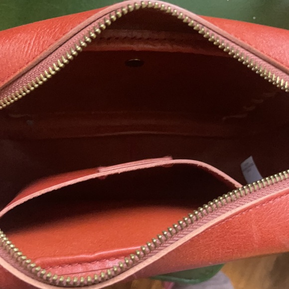 Madewell: Large Transport Camera Bag: Whipstitched Edition - Picture 6 of 6